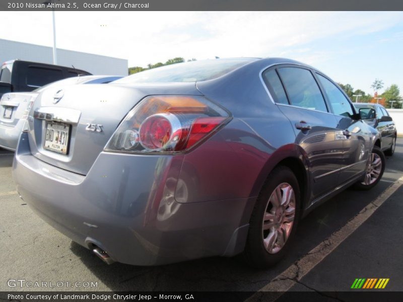 Ocean Gray / Charcoal 2010 Nissan Altima 2.5