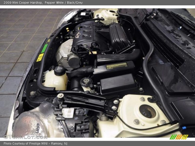 Pepper White / Black/Grey 2009 Mini Cooper Hardtop