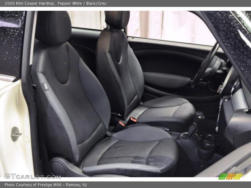 Pepper White / Black/Grey 2009 Mini Cooper Hardtop
