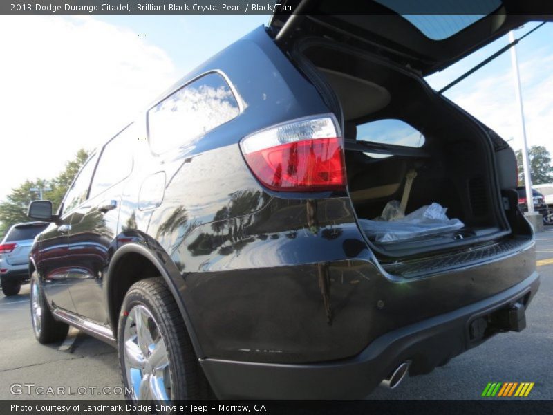 Brilliant Black Crystal Pearl / Black/Tan 2013 Dodge Durango Citadel