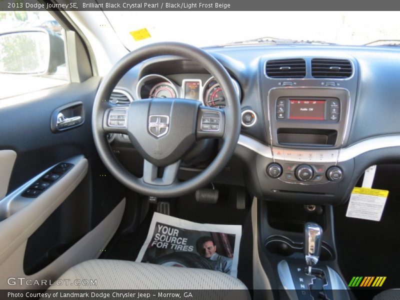 Brilliant Black Crystal Pearl / Black/Light Frost Beige 2013 Dodge Journey SE