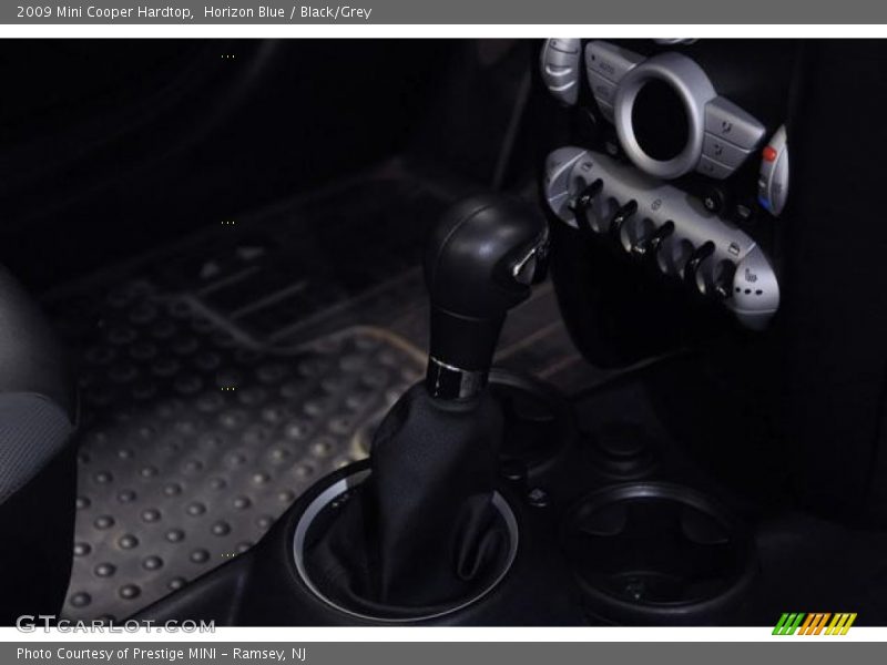 Horizon Blue / Black/Grey 2009 Mini Cooper Hardtop