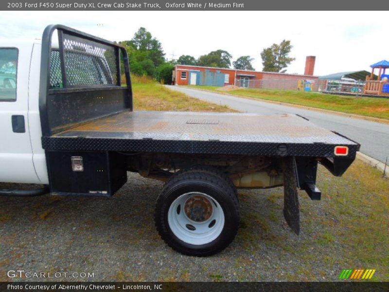 Oxford White / Medium Flint 2003 Ford F450 Super Duty XL Crew Cab Stake Truck