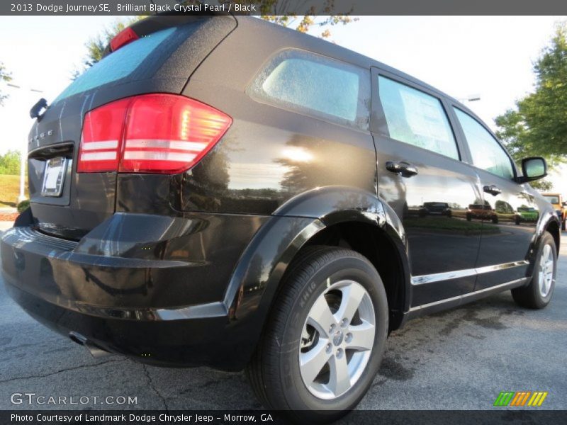 Brilliant Black Crystal Pearl / Black 2013 Dodge Journey SE