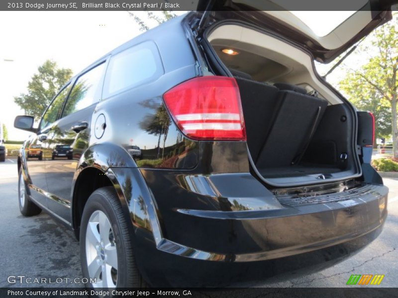 Brilliant Black Crystal Pearl / Black 2013 Dodge Journey SE