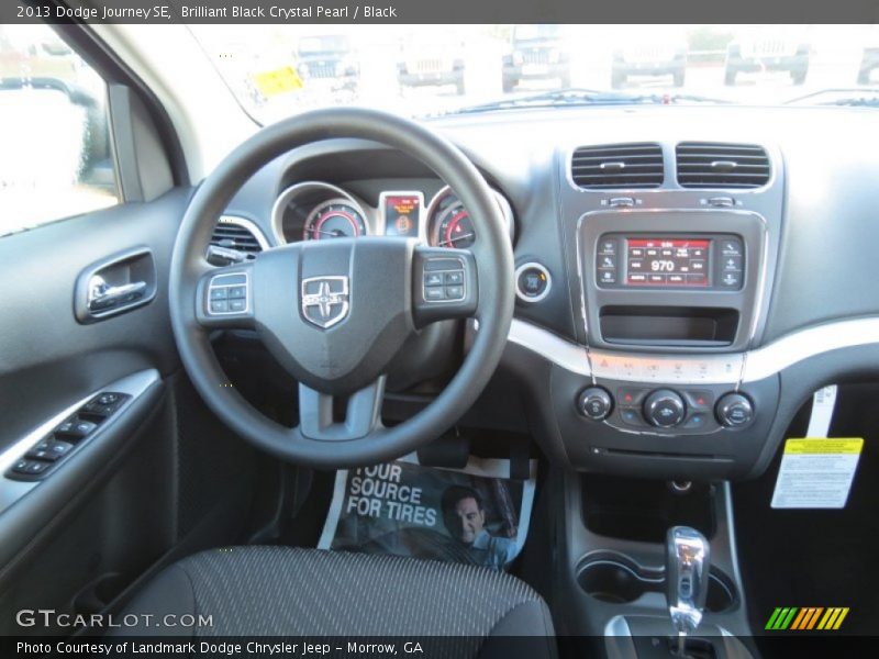 Brilliant Black Crystal Pearl / Black 2013 Dodge Journey SE