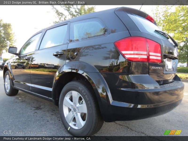 Brilliant Black Crystal Pearl / Black 2013 Dodge Journey SE