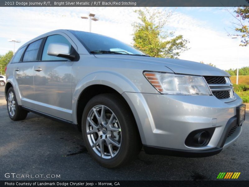 Front 3/4 View of 2013 Journey R/T