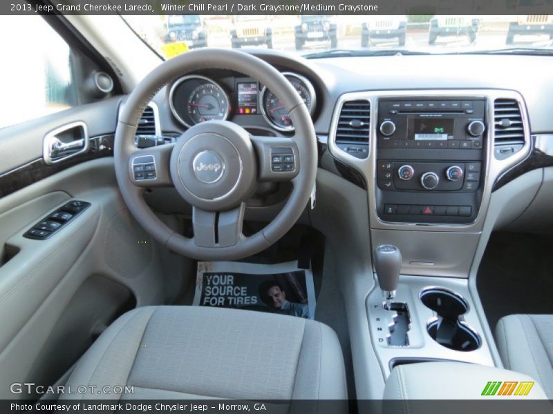 Dashboard of 2013 Grand Cherokee Laredo