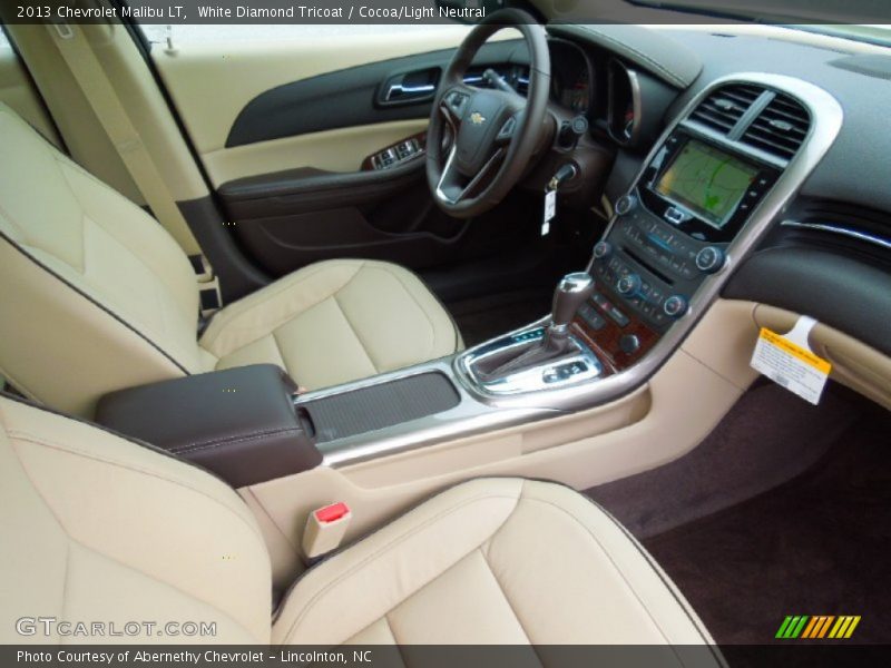 White Diamond Tricoat / Cocoa/Light Neutral 2013 Chevrolet Malibu LT