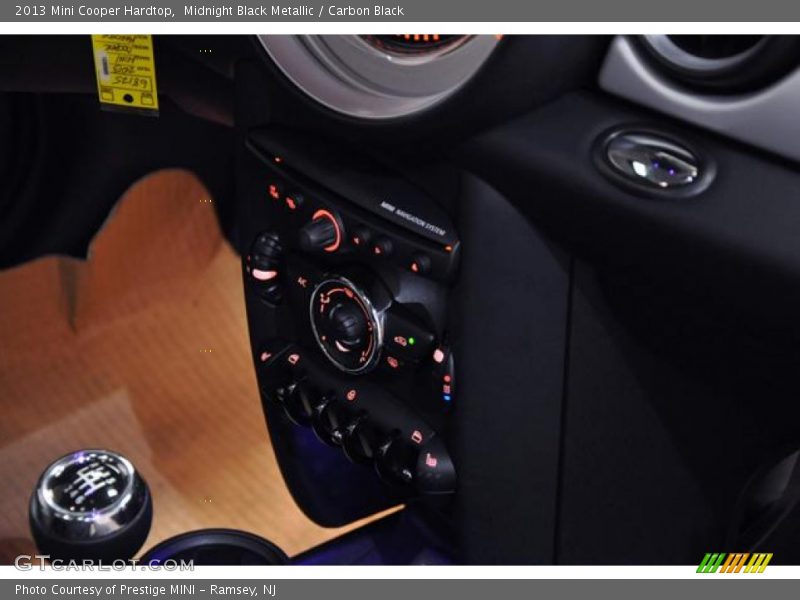 Midnight Black Metallic / Carbon Black 2013 Mini Cooper Hardtop