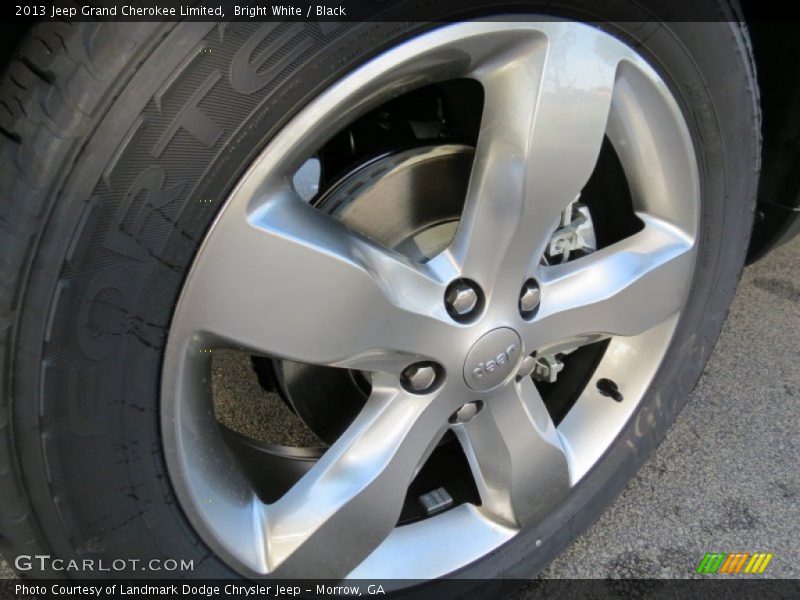 Bright White / Black 2013 Jeep Grand Cherokee Limited