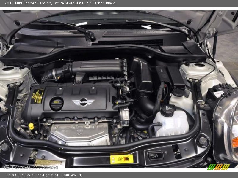 White Silver Metallic / Carbon Black 2013 Mini Cooper Hardtop