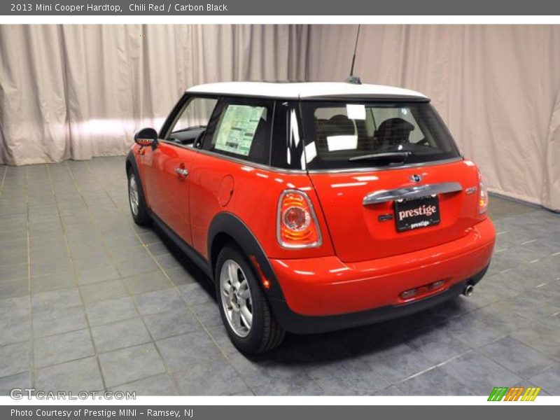 Chili Red / Carbon Black 2013 Mini Cooper Hardtop