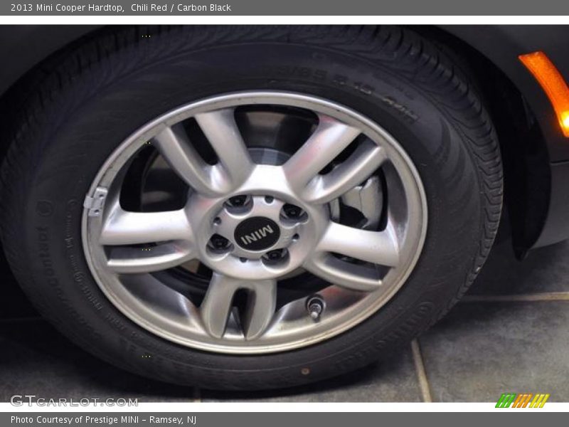 Chili Red / Carbon Black 2013 Mini Cooper Hardtop