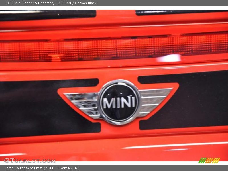 Chili Red / Carbon Black 2013 Mini Cooper S Roadster
