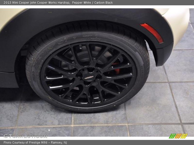 Pepper White / Carbon Black 2013 Mini Cooper John Cooper Works Hardtop