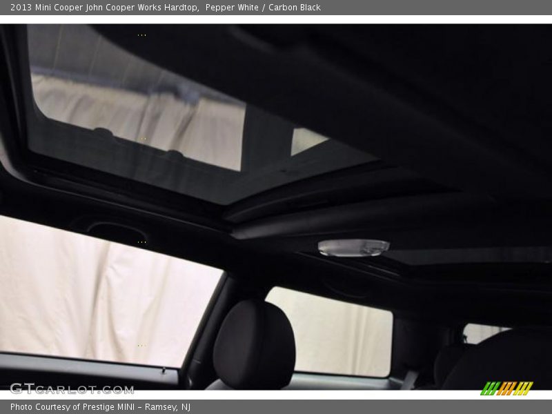 Pepper White / Carbon Black 2013 Mini Cooper John Cooper Works Hardtop