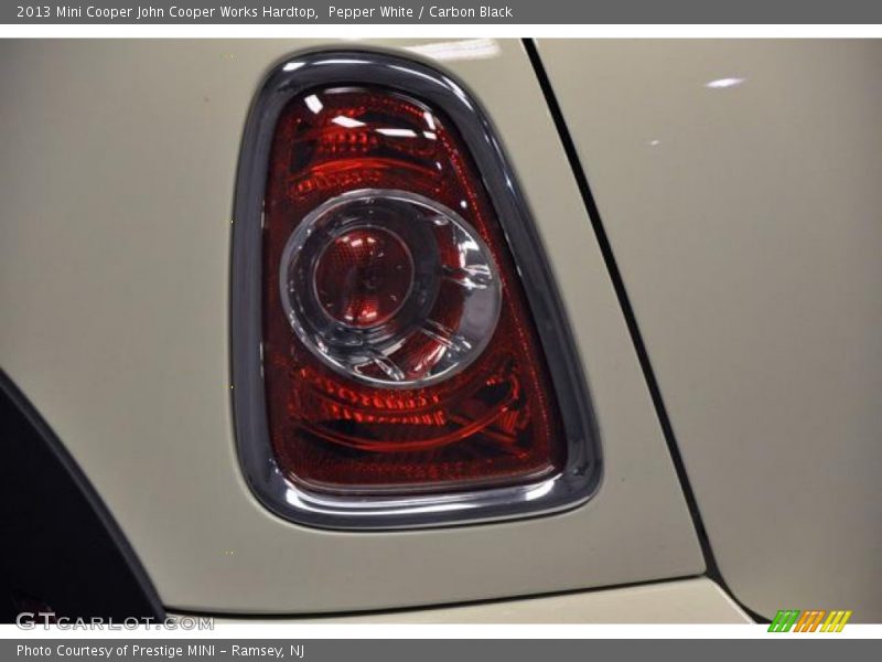 Pepper White / Carbon Black 2013 Mini Cooper John Cooper Works Hardtop