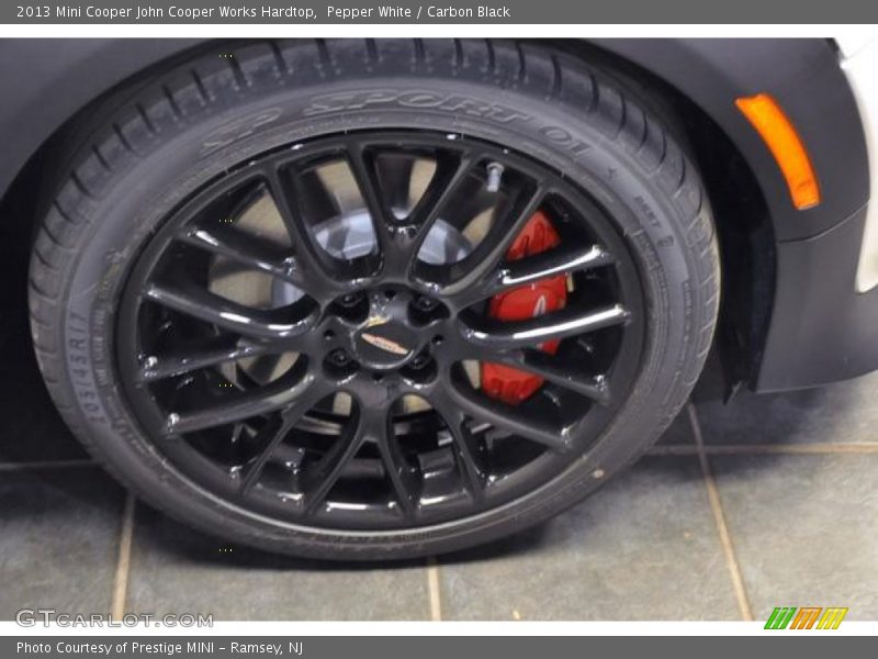 Pepper White / Carbon Black 2013 Mini Cooper John Cooper Works Hardtop