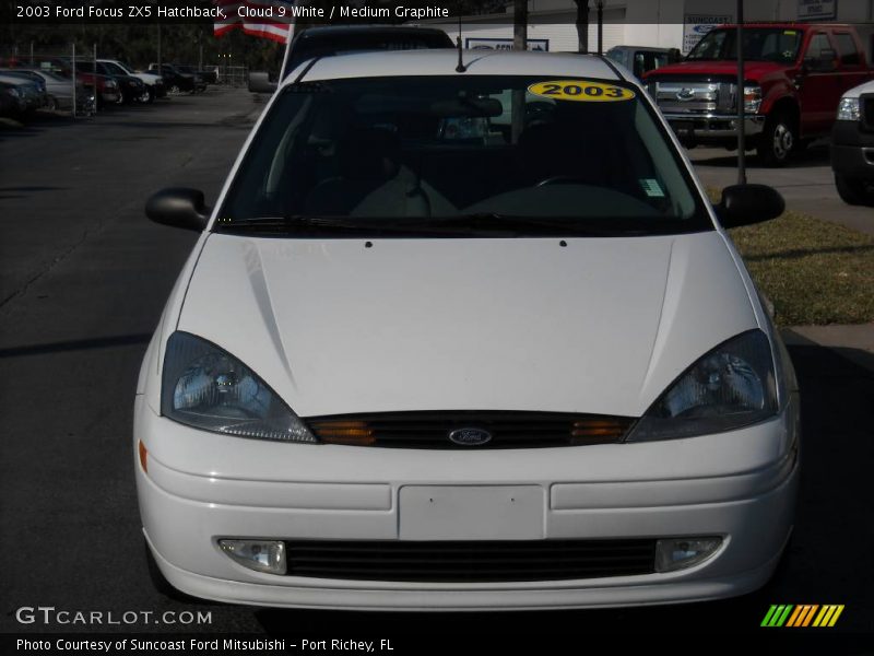 Cloud 9 White / Medium Graphite 2003 Ford Focus ZX5 Hatchback