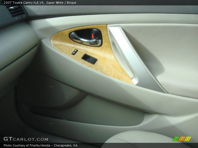 Super White / Bisque 2007 Toyota Camry XLE V6