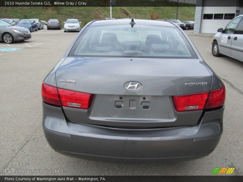 Willow Gray / Gray 2010 Hyundai Sonata GLS