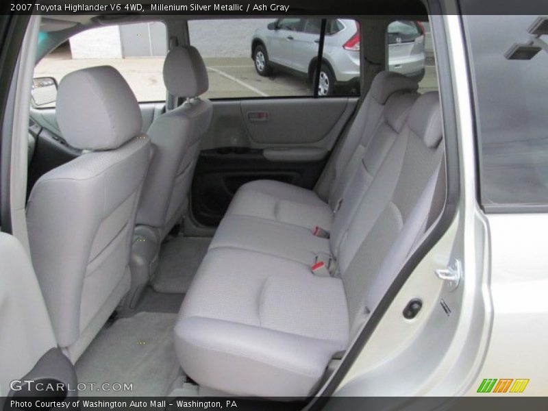 Millenium Silver Metallic / Ash Gray 2007 Toyota Highlander V6 4WD