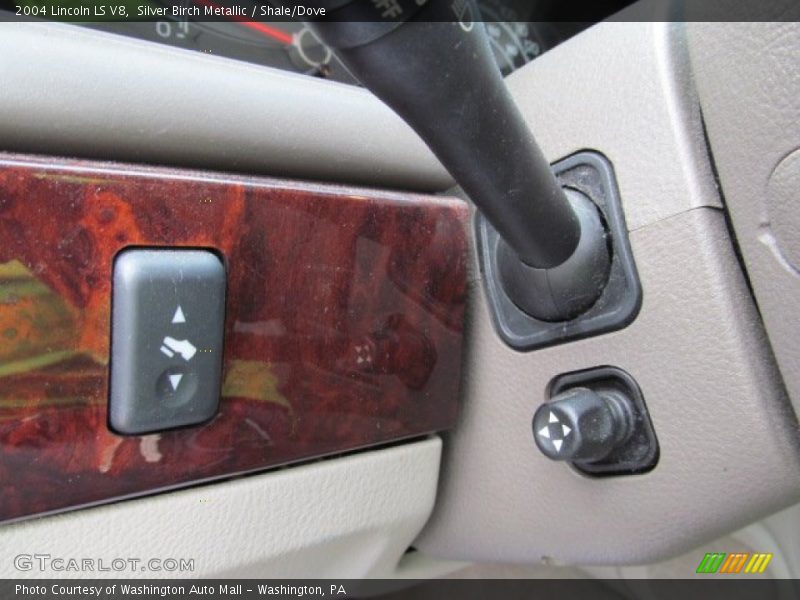 Silver Birch Metallic / Shale/Dove 2004 Lincoln LS V8