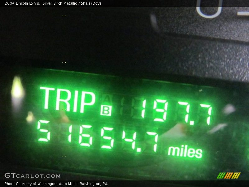 Silver Birch Metallic / Shale/Dove 2004 Lincoln LS V8