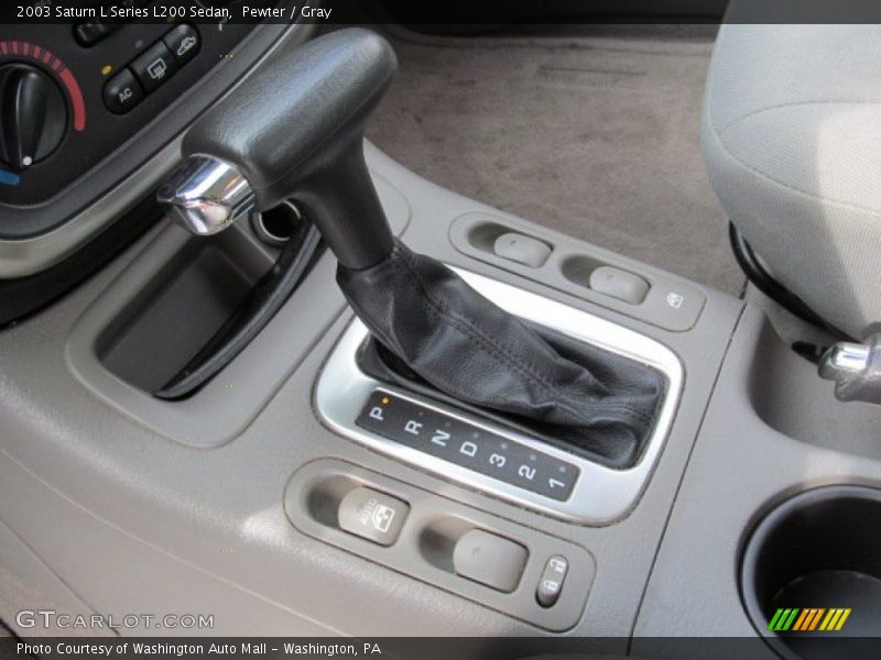 Pewter / Gray 2003 Saturn L Series L200 Sedan