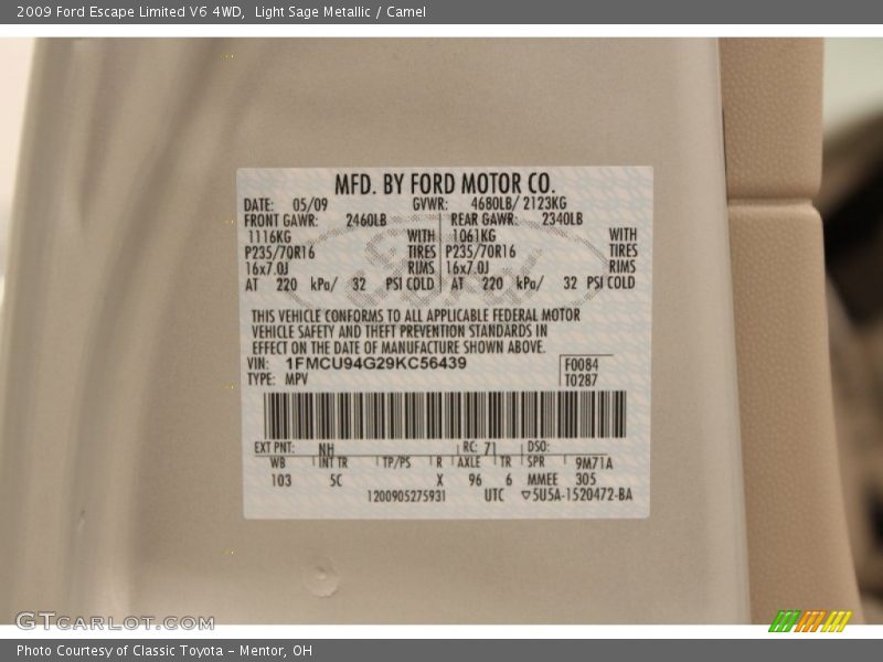 Light Sage Metallic / Camel 2009 Ford Escape Limited V6 4WD