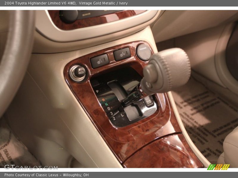 Vintage Gold Metallic / Ivory 2004 Toyota Highlander Limited V6 4WD