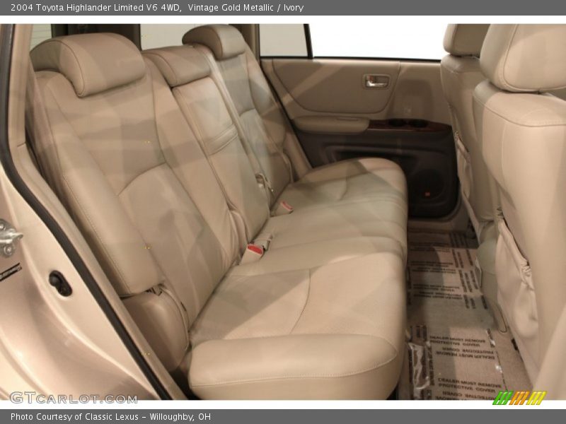 Vintage Gold Metallic / Ivory 2004 Toyota Highlander Limited V6 4WD