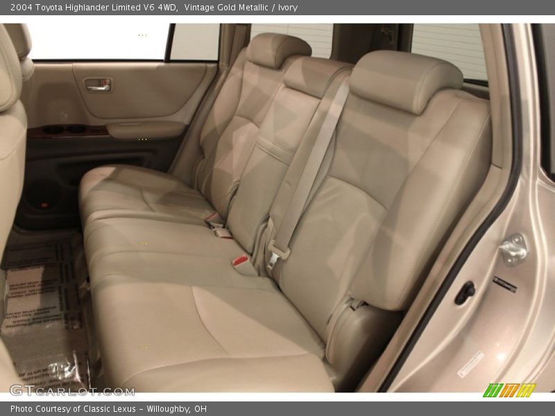 Vintage Gold Metallic / Ivory 2004 Toyota Highlander Limited V6 4WD