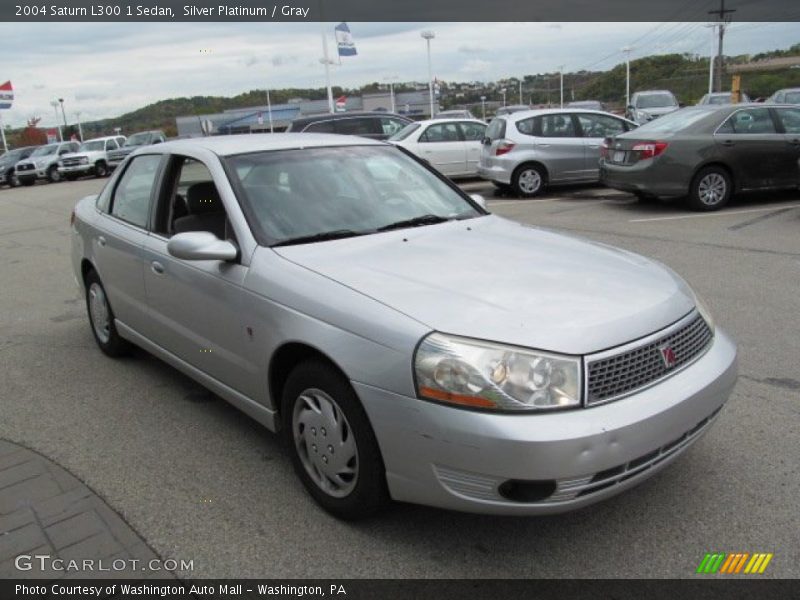 Silver Platinum / Gray 2004 Saturn L300 1 Sedan