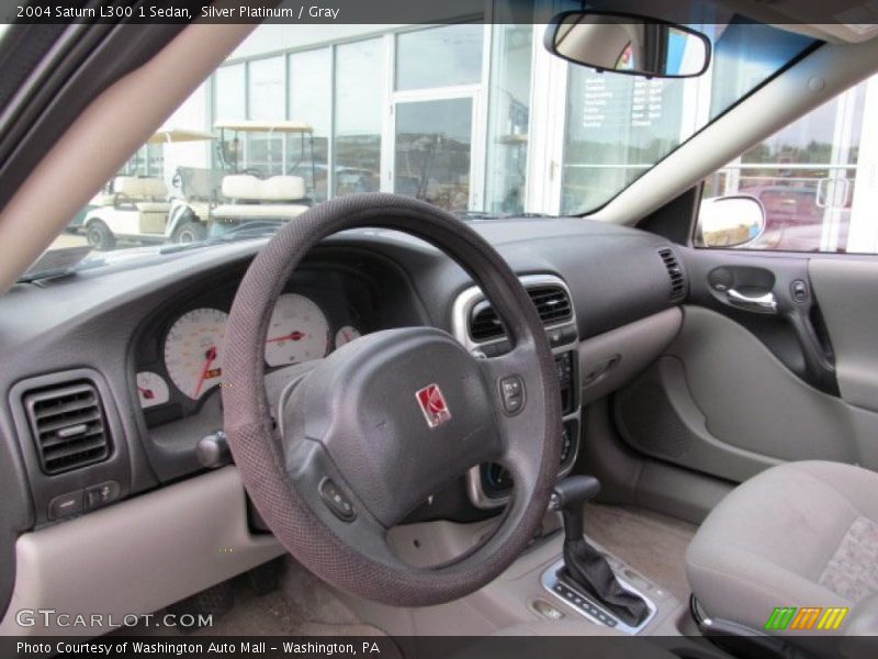 Silver Platinum / Gray 2004 Saturn L300 1 Sedan