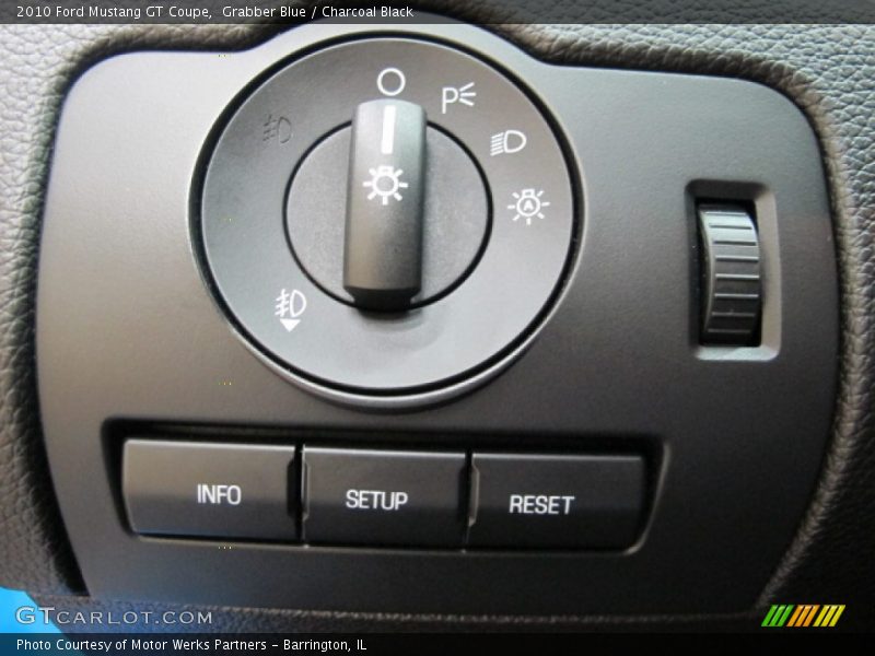 Controls of 2010 Mustang GT Coupe