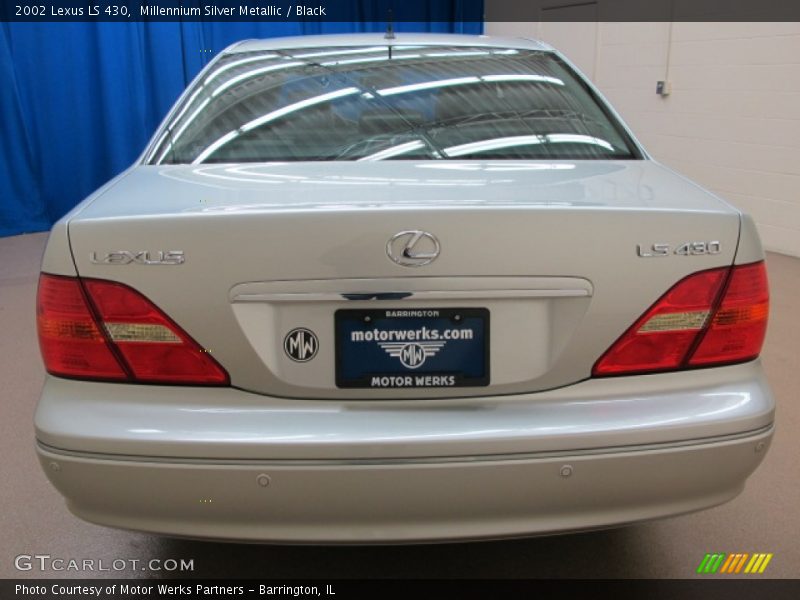 Millennium Silver Metallic / Black 2002 Lexus LS 430