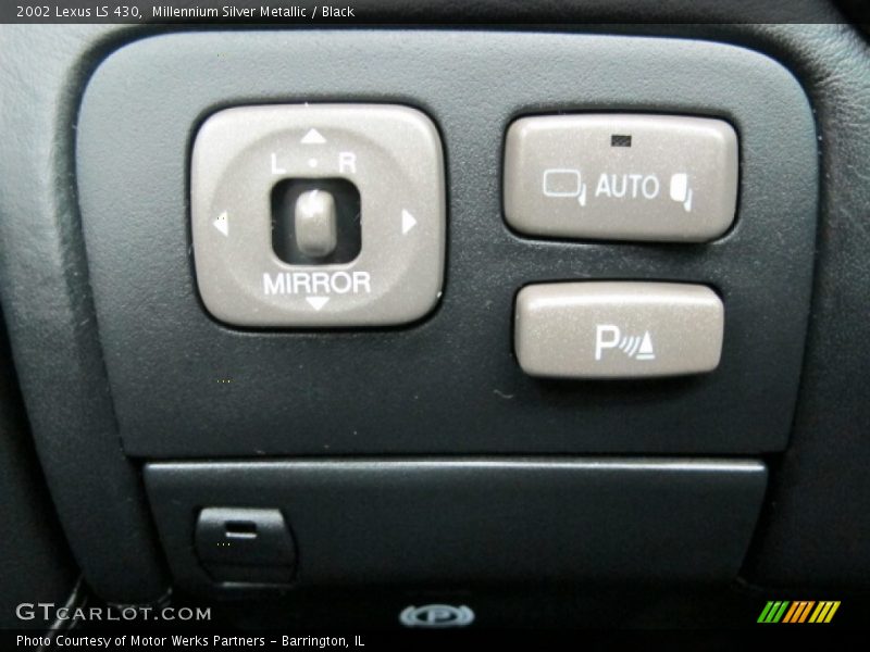 Millennium Silver Metallic / Black 2002 Lexus LS 430
