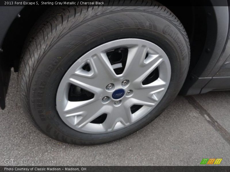 Sterling Gray Metallic / Charcoal Black 2013 Ford Escape S