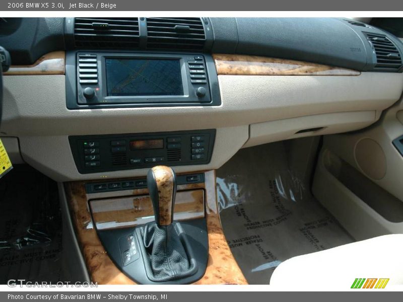 Jet Black / Beige 2006 BMW X5 3.0i