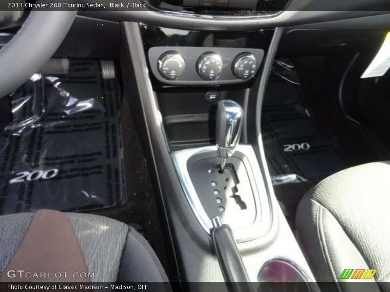 Black / Black 2013 Chrysler 200 Touring Sedan