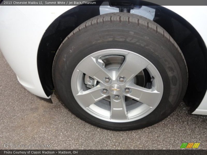 Summit White / Jet Black/Titanium 2013 Chevrolet Malibu LS