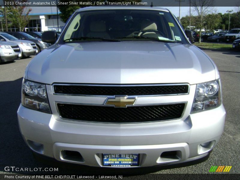 Sheer Silver Metallic / Dark Titanium/Light Titanium 2010 Chevrolet Avalanche LS