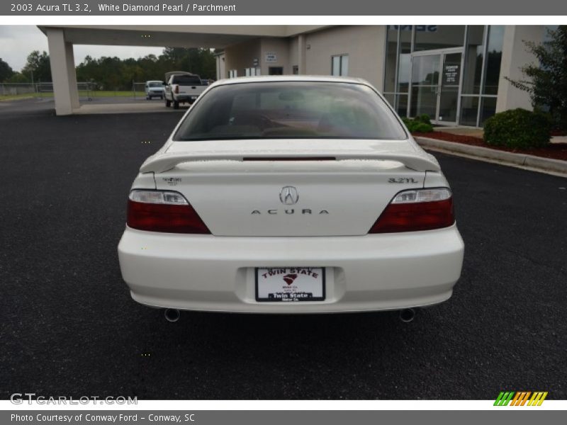 White Diamond Pearl / Parchment 2003 Acura TL 3.2