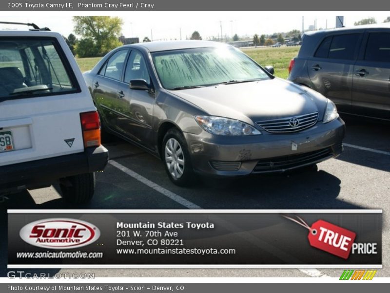 Phantom Gray Pearl / Gray 2005 Toyota Camry LE
