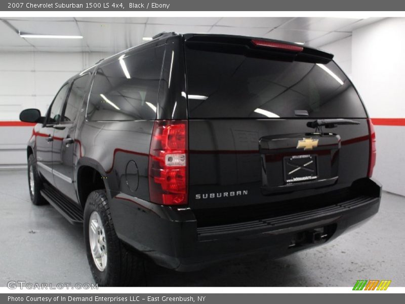Black / Ebony 2007 Chevrolet Suburban 1500 LS 4x4