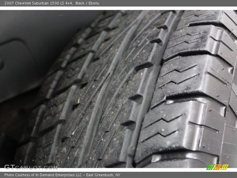 Black / Ebony 2007 Chevrolet Suburban 1500 LS 4x4