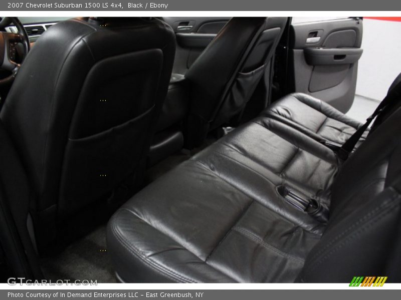 Black / Ebony 2007 Chevrolet Suburban 1500 LS 4x4